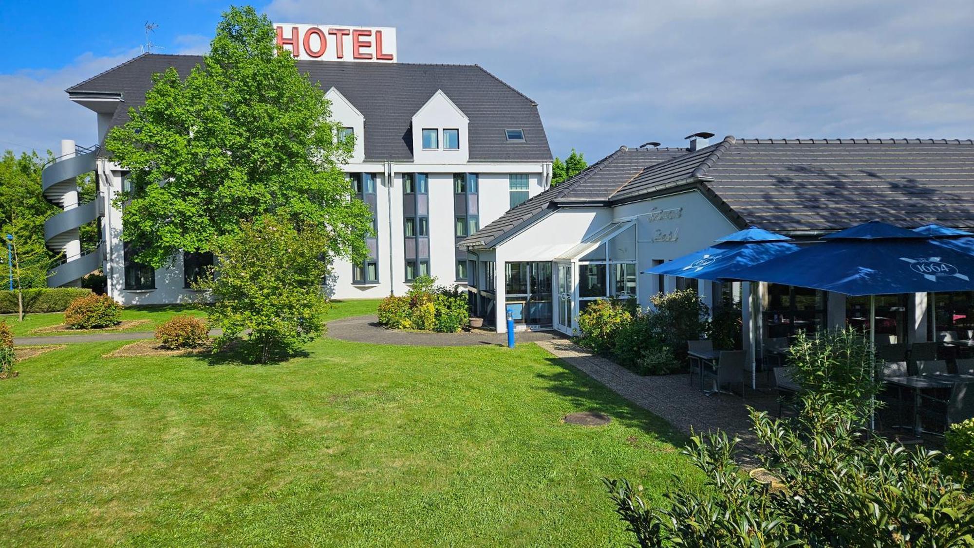 Hotel Restaurant La Tour Romaine - Haguenau - Strasbourg Nord Schweighouse-sur-Moder 외부 사진