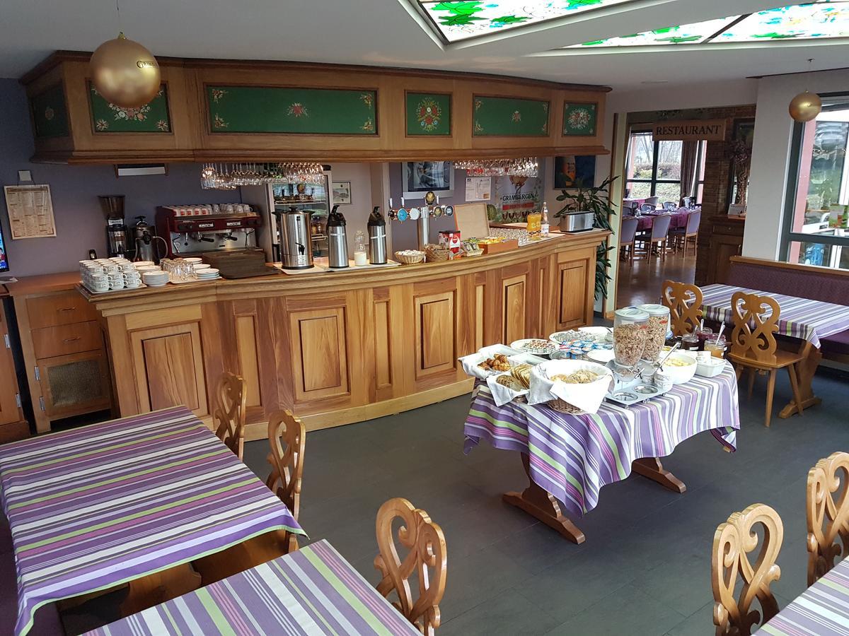 Hotel Restaurant La Tour Romaine - Haguenau - Strasbourg Nord Schweighouse-sur-Moder 외부 사진